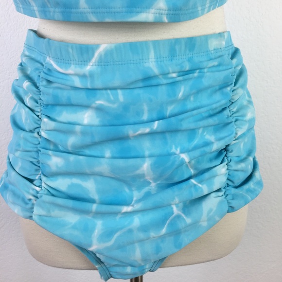 Torrid Light Blue Twist Front Ocean 2 Piece Swim - Picture 4 of 12